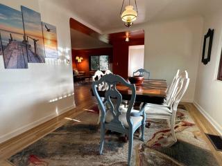Vintage Hearth Tudor Treasure in Sequim - Sequim - 2