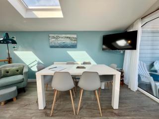 Lighthouse View 2, Golden Bay Holiday Village - Westward Ho - 1