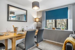 Jesmond Apartment near Newcastle City Centre with Parking - 5