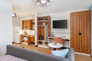 Uptown Suites Extended Stay Tampa FL - Riverview - Riverview - 1