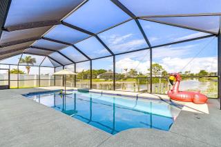 Charming Freshwater View - Fish and Frolic Retreat - Roelens - Cape Coral - 0