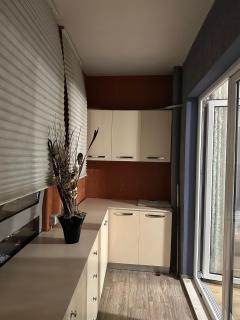 Modern 2BR Apartment with Living Room and Private garage - 7