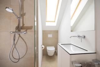 Villa am See für bis zu 6 Personen mit Kaminofen, Badewanne und Sauna - Haustiere herzlich willkommen, direkt am Wasser gelegen - 5