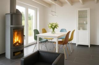 Dock 61 - tolles Ferienhaus für bis zu 4 Personen mit Kaminofen und Sauna - Haustiere herzlich willkommen, direkt am Wasser gelegen - 0