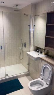 3 bedroom house - London - 5