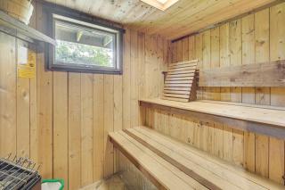 Sauna and Porch Writers Croft of Otter Creek Gem - Wheeler - 6