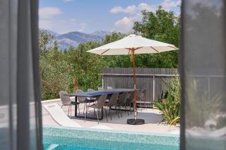 White Pearl Villa - 5