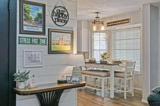 OU Hideaway Relaxing Hot Tub Pool Table - 2