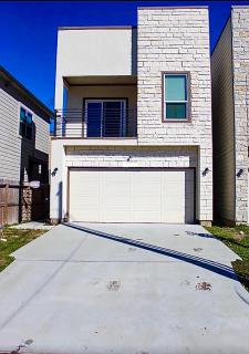 Three Bedroom ClubHaus - 9