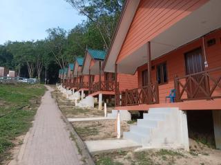 OceanBoys Chalet Coral Bay - Kampong Pasir Panjang - 4