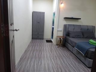 OceanBoys Chalet Coral Bay - Kampong Pasir Panjang - 2