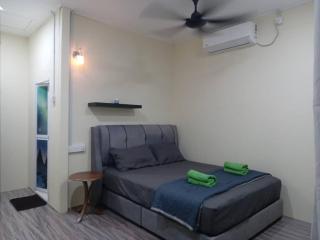OceanBoys Chalet Coral Bay - 1