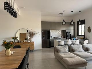 Modern 4BR Garden Apt with Park View next to Caesarea - Or ‘Aqiva - 9