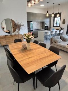 Modern 4BR Garden Apt with Park View next to Caesarea - Or ‘Aqiva - 4