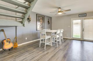 2 Mi to Old Town Townhome with Pool Access! - 5
