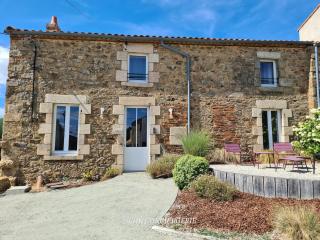Maison de campagne HDH - Charme et moderne - Proche du Puy duFou - LʼÉpaux - 0
