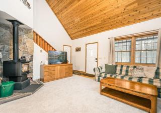 On a Whim Peaceful 2 bedroom home plus loft in charming lakefront community - Swanton - 2