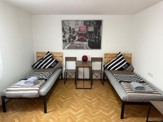 ARCOS Apartment - Geräumige 3-Zimmer-Wohnung mit 8 Einzelbetten - Perfekt für Familien, Gruppen oder Monteure - Kappel-Grafenhausen - 0