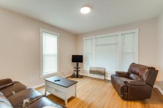 Less Than 1 Mi to Main St Quiet Apartment in Galesburg! - Galesburg - 4