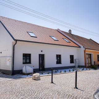 KAR-LA apartments - Dolní Věstonice - 0