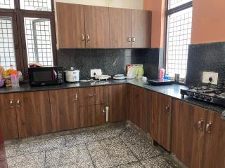 NourVilla Garden Stay Jammu - 8