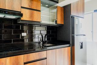 Elegant 3BR Balcony in Surquillo - 6