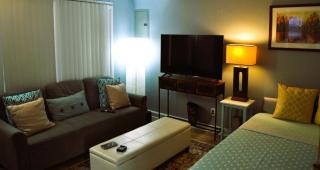 3BR Dual-Unit Stay - Grand Forks - 3