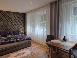 Zentroom studio apartment - 2