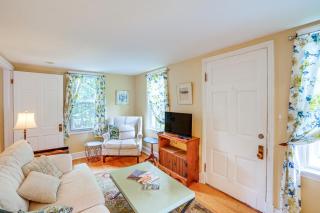 2 Mi to Norman Rockwell Museum Stockbridge Apt! - 6