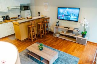 Bright 1BR Balcony in San Isidro - 0