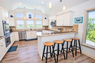 Oceanside, Private Pool, Hot Tub, Rec Room-PI7, Island Breeze - 3