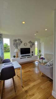 Vimy House - Clifden - 0