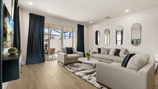 Contemporary 4BR Townhome with Pool & Themed Rooms - 2