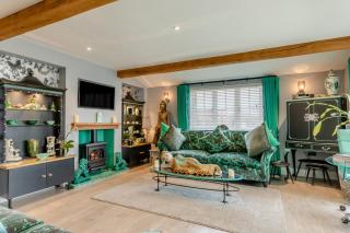 Karmacations - Alton Pancras - 8