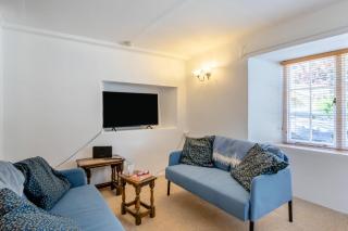 Horseshoe Cottage - Burton Bradstock - 4