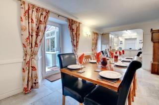 Court Farmhouse - 6