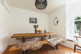Woodville - 7