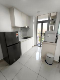 Midas Sea View 2BR H-Floor Block A -6pax, Pet Friendly I Netflix & Coway, 1 Carpark - 2