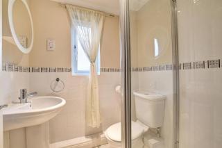 Bowleaze Beach Apartment - Weymouth - 2