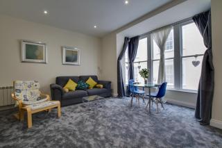 3 By The Sea - Weymouth - 8
