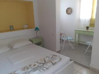 Kampos Rooms - Paleochora - 8