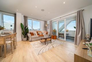 Modern Apartment in Wembley Park with Cinema, Gym & Games room - London - 0