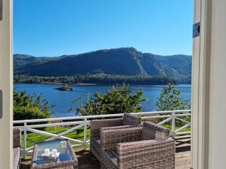 Great white cottage in Bygland - 2