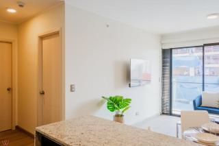 Modern 2BR Balcony in San Isidro - 4