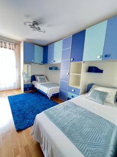 SunnyHill Apartment Ideal for Families & Groups - Pristina - 4