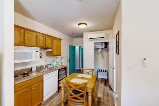 The Pointe - Serenity Shores - 3204 - Huddleston - 2