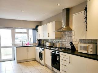 Saxe House - 2