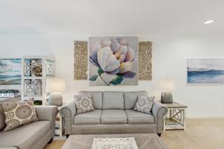 The Sanctuary - Blooming At The Beach - B124 - 5