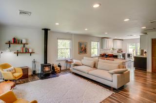 Family Home with Outdoor Oasis in Hudson Valley - High Falls - 8