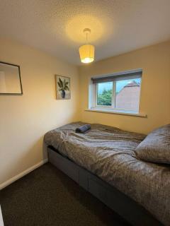 3 bed house by mustang escapes - Bristol - 3